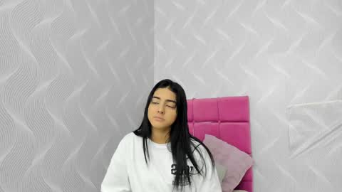 Naty  online show from 01-07-25, 12:31