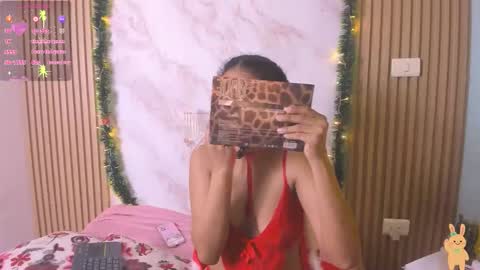 Natalia online show from 12-23-25, 03:04