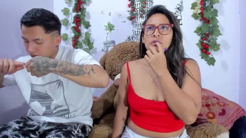 Snapshot of nataliaandjulliam chatting on 11-10-25, 06:34 nataliaandjulliam online show from 11-10-25, 06:34