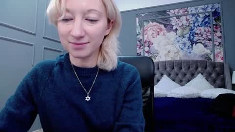 Natalie online show from 12-22-24, 07:11