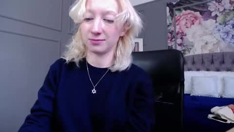 Natalie online show from 02-22-25, 08:29