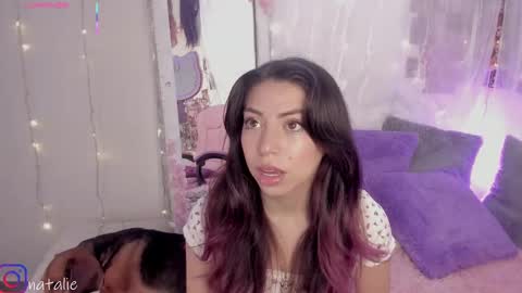 Snapshot of natalie_jaensen chatting on 10-18-25, 05:46 online show from 10-18-25, 05:46