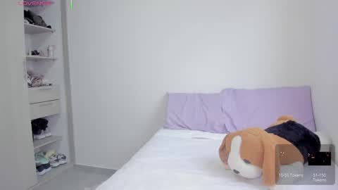 Snapshot of natalie_jaensen chatting on 11-14-25, 09:57 online show from 11-14-25, 09:57