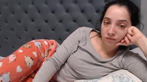 Snapshot of natalie_mia chatting on 02-03-25, 03:09 Miia online show from 02-03-25, 03:09