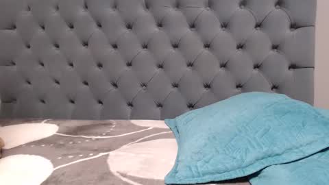 Snapshot of natalie_mia chatting on 02-16-25, 06:21 Miia online show from 02-16-25, 06:21