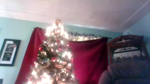 Snapshot of nataliedays chatting on 12-07-24, 08:05 Natalie online show from 12-07-24, 08:05