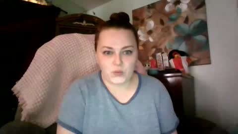 Snapshot of nataliedays chatting on 02-12-25, 09:11 Natalie online show from 02-12-25, 09:11