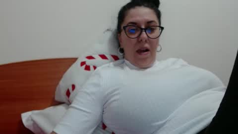 Snapshot of natally565656 chatting on 02-08-25, 11:01 natally online show from 02-08-25, 11:01