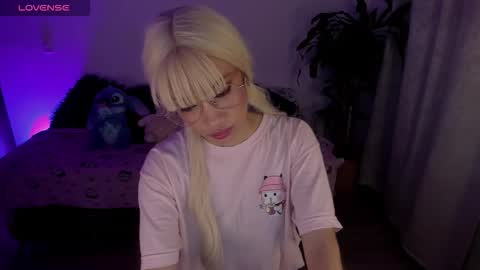 MissNatis online show from 11-09-25, 01:37