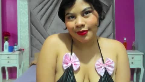 natasha online show from 10-27-25, 01:04