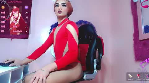 Snapshot of natasha_clifford chatting on 01-15-26, 07:28 natasha_clifford online show from 01-15-26, 07:28