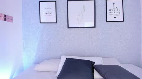  Natasha  online show from 10-13-25, 12:16