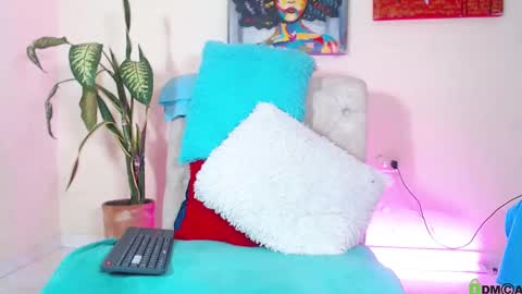 Natasha online show from 11-23-25, 01:38