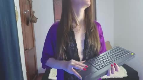  Natasha Kinski  online show from 01-07-26, 06:54