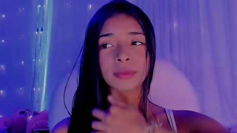 Snapshot of natasha_smith_ws chatting on 12-21-24, 10:19 Natasha  online show from 12-21-24, 10:19