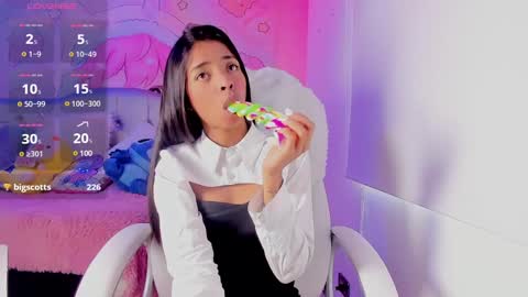 Snapshot of natasha_smith_ws chatting on 03-04-25, 06:29 Natasha  online show from 03-04-25, 06:29