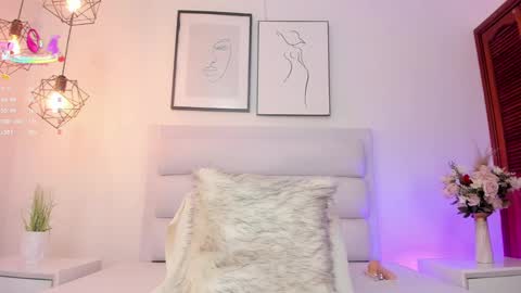 natasha_stone6 online show from 09-18-25, 01:02