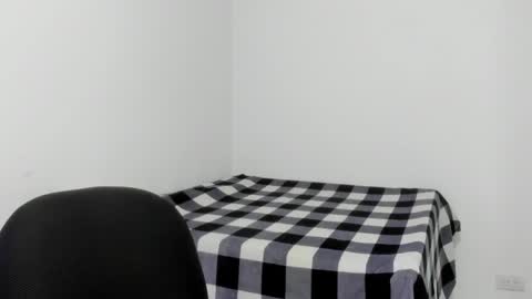 Snapshot of natasha_su chatting on 01-14-25, 03:11 Natalia online show from 01-14-25, 03:11