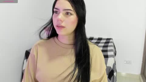 Snapshot of natasha_su chatting on 02-03-25, 01:19 Natalia online show from 02-03-25, 01:19