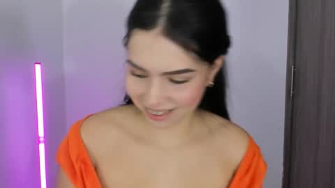 Snapshot of natasha_su chatting on 11-13-25, 07:46 Natalia online show from 11-13-25, 07:46