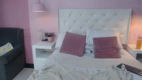 natashabrinkley online show from 10-06-25, 02:42