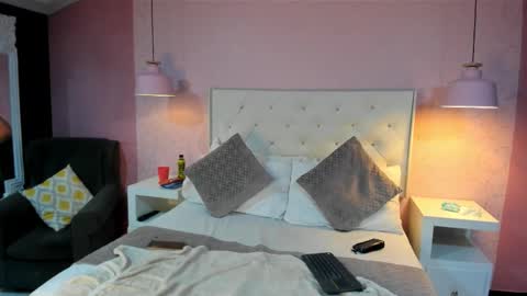 natashabrinkley online show from 11-06-25, 05:19