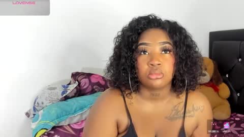 Snapshot of natassha_brown chatting on 12-31-24, 12:04 Natassha online show from 12-31-24, 12:04