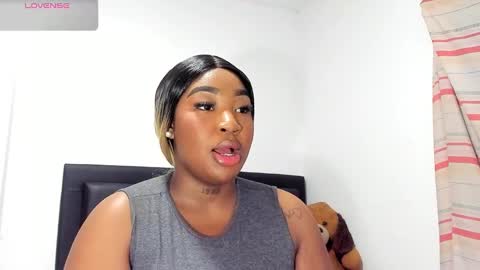 Snapshot of natassha_brown chatting on 03-12-25, 03:13 Natassha online show from 03-12-25, 03:13