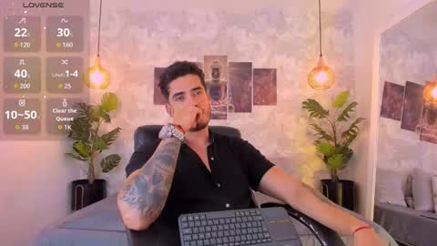 Nate Franco online show from 12-19-25, 03:57