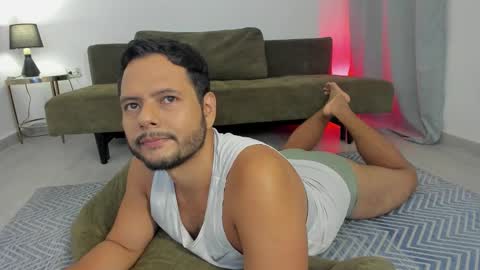 Nate Ocean online show from 11-25-25, 02:44