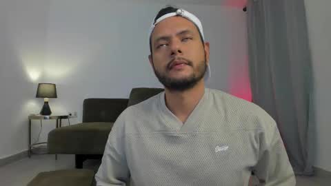 Nate Ocean online show from 11-26-25, 09:54