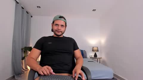 Nate Ocean online show from 12-23-25, 12:30