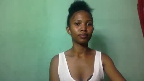 nathalie004 online show from 10-31-25, 11:55