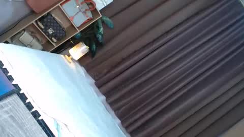 Snapshot of nathalie_hart chatting on 02-10-26, 03:16 Queen Marga online show from 02-10-26, 03:16