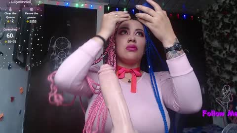 Snapshot of nathalie_zanettii chatting on 01-30-25, 07:59 Nathalie online show from 01-30-25, 07:59