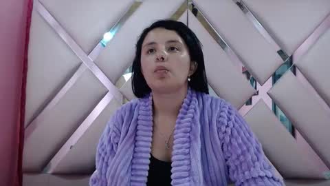 Snapshot of nathaly_low chatting on 11-20-25, 03:07 nathaly low online show from 11-20-25, 03:07
