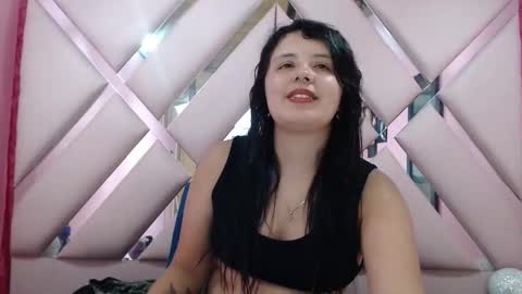 Snapshot of nathaly_low chatting on 11-26-25, 03:07 nathaly low online show from 11-26-25, 03:07