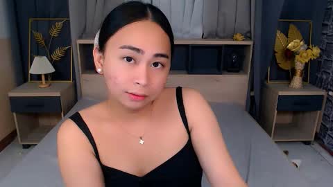 SWEET NATHALYA online show from 10-28-25, 01:09