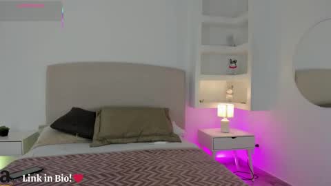 NATHALY  online show from 11-15-25, 10:34