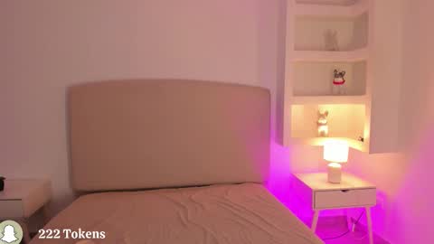 NATHALY  online show from 01-05-26, 05:27