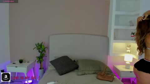 NATHALY  online show from 04-06-26, 10:49