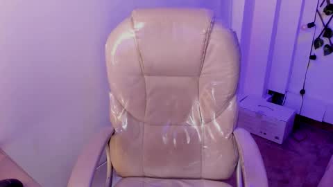 nathalyy_ds online show from 10-11-25, 09:02