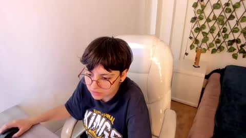 nathalyy_ds online show from 11-12-25, 07:46