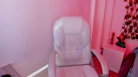 nathalyy_ds online show from 01-10-26, 07:04