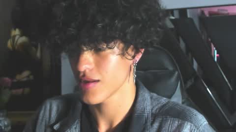 Snapshot of nathan_carson1 chatting on 01-05-25, 02:38 nathan_carson1 online show from 01-05-25, 02:38