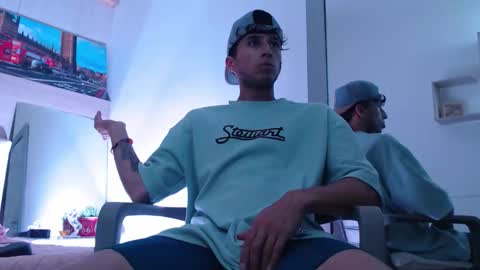 Snapshot of nathan_walkerr chatting on 02-20-26, 10:10 Nathan online show from 02-20-26, 10:10