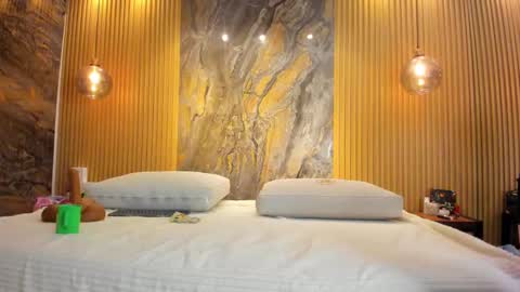 Snapshot of nathassa_grant chatting on 03-08-25, 11:48 nathassa online show from 03-08-25, 11:48