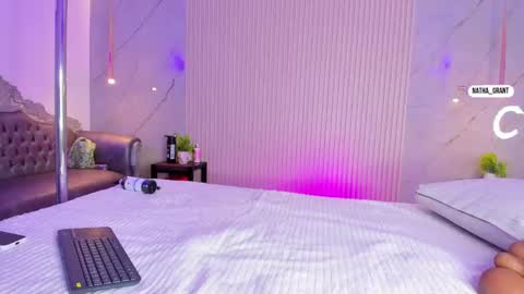 Snapshot of nathassa_grant chatting on 10-09-25, 01:31 nathassa online show from 10-09-25, 01:31