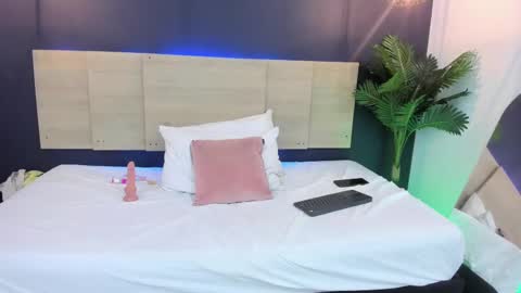 nathy_ross online show from 02-22-25, 11:03