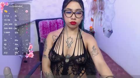 Snapshot of nati_bianchi chatting on 02-11-25, 08:10 Nati online show from 02-11-25, 08:10